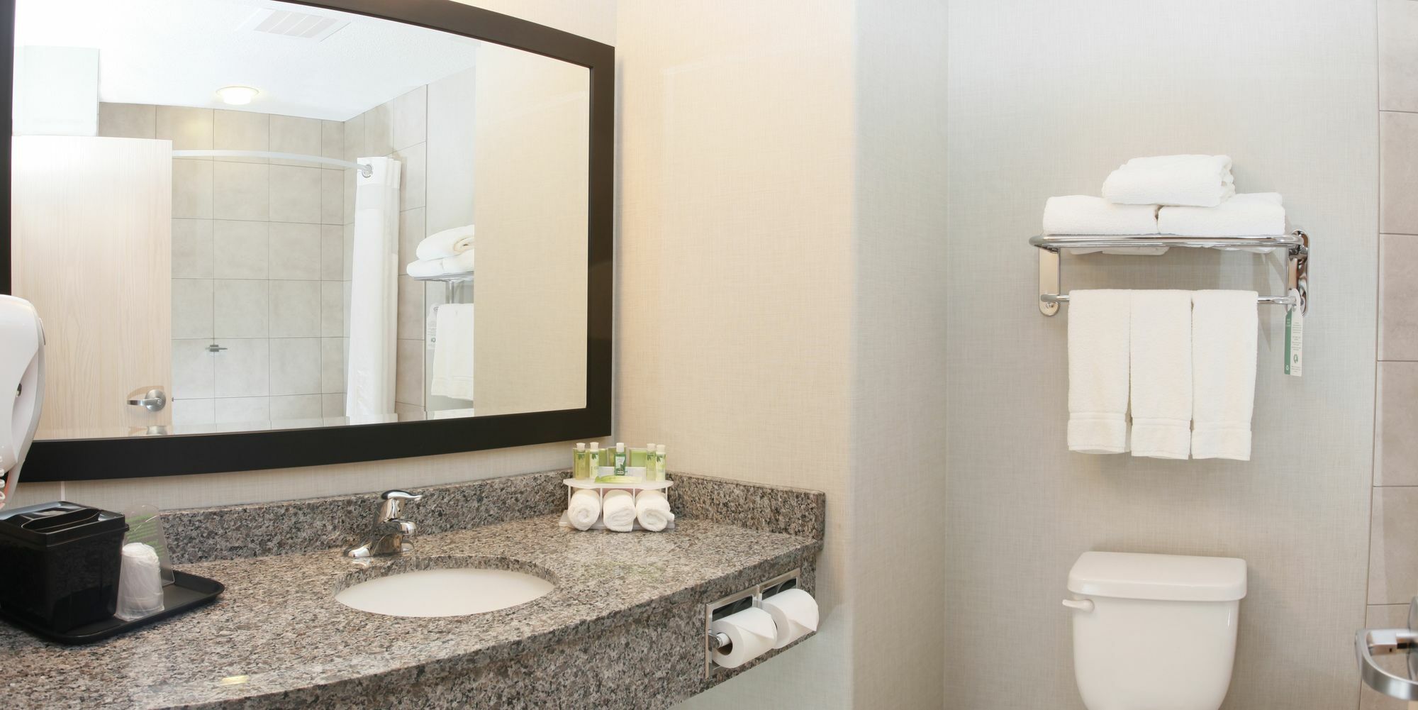 Holiday Inn Express Fort St John By Ihg Fort St. John Екстер'єр фото